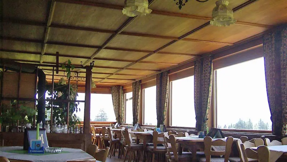 Gastraum des Gschwandtnerbauers bei Garmisch-Partenkirchen