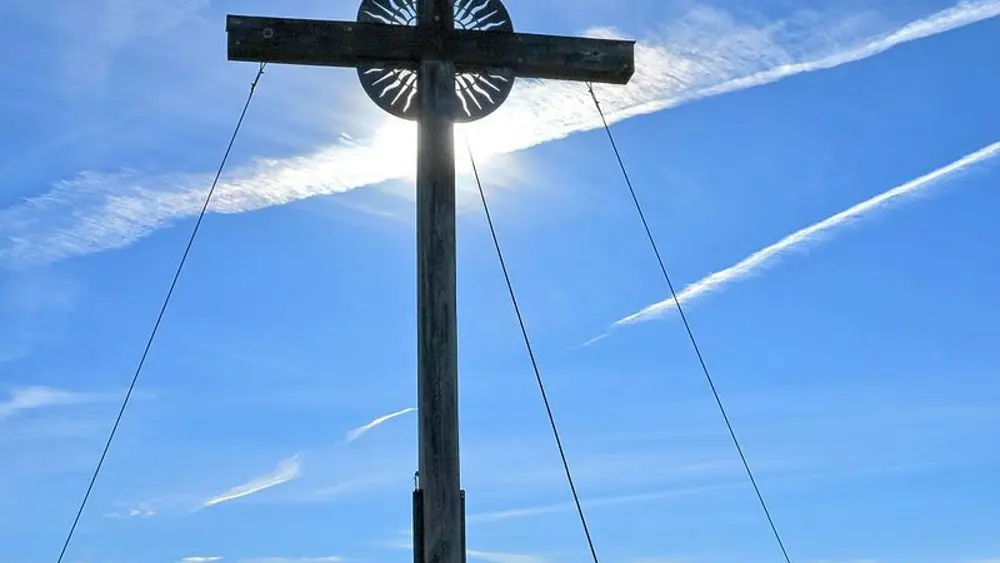 Das Gipfelkreuz auf der Notkarspitze