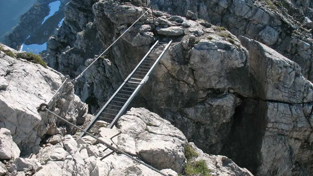 Eisenleiter-Brücke am Mindelheimer Klettersteig im Kleinwalsertal