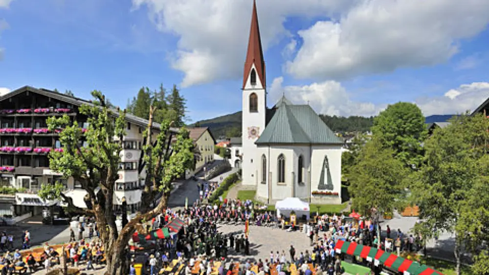 Die Wallfahrtskirche St. Oswald in Seefeld