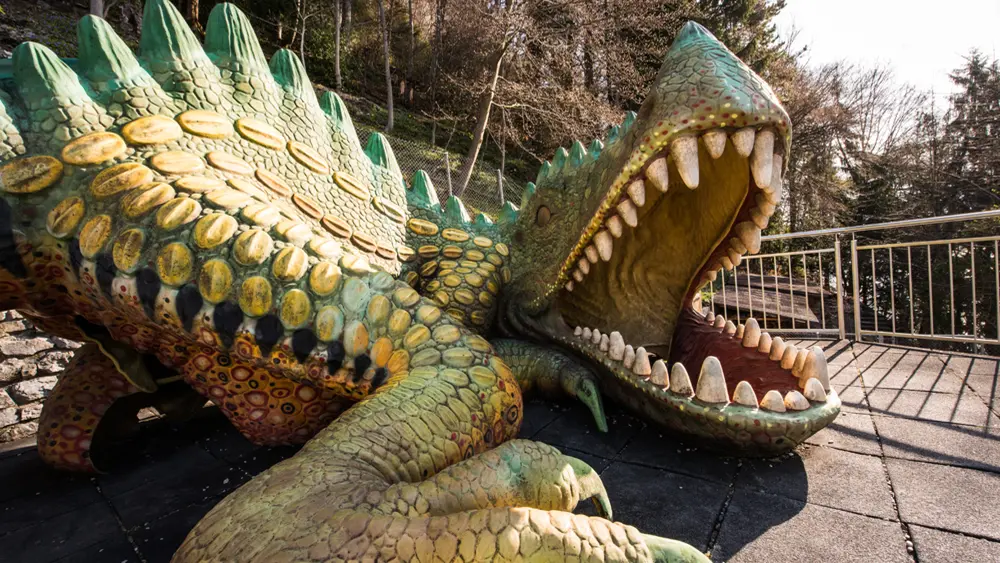 Drachen-Sagengestalt der Beatushöhlen