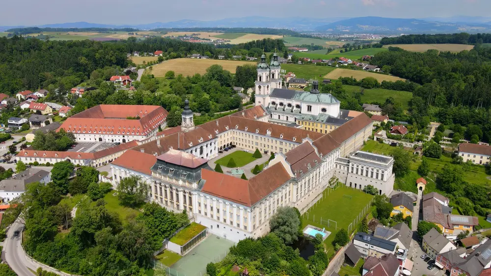 Luftaufnahme des St. Florian Stifts bei Linz