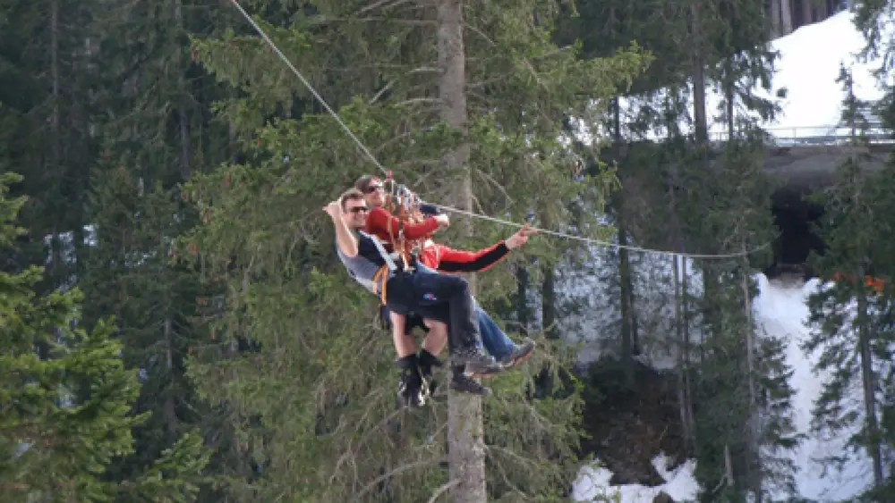 Flying Fox in der Alpinschule Widderstein in Warth