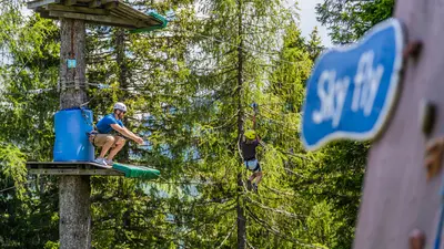 Felsenlabyrinth und Flying Fox