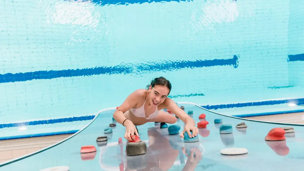 Klettern in der Erlebnis-Therme Amadé