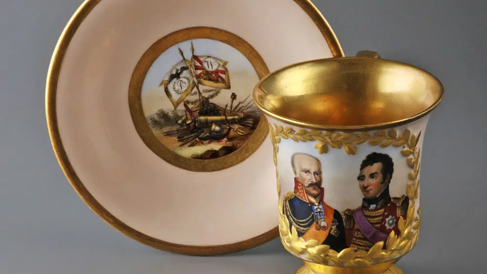 Tasse und Untertasse aus dem Jahr 1815 bis 1820