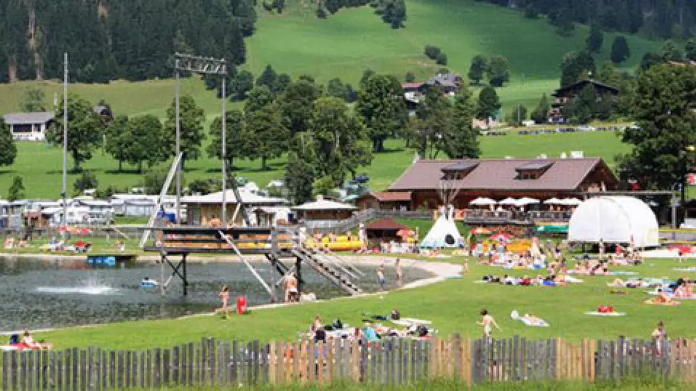 Blick auf den Freizeitpark Ramsau Beach am Rittisberg in Ramsau am Dachstein