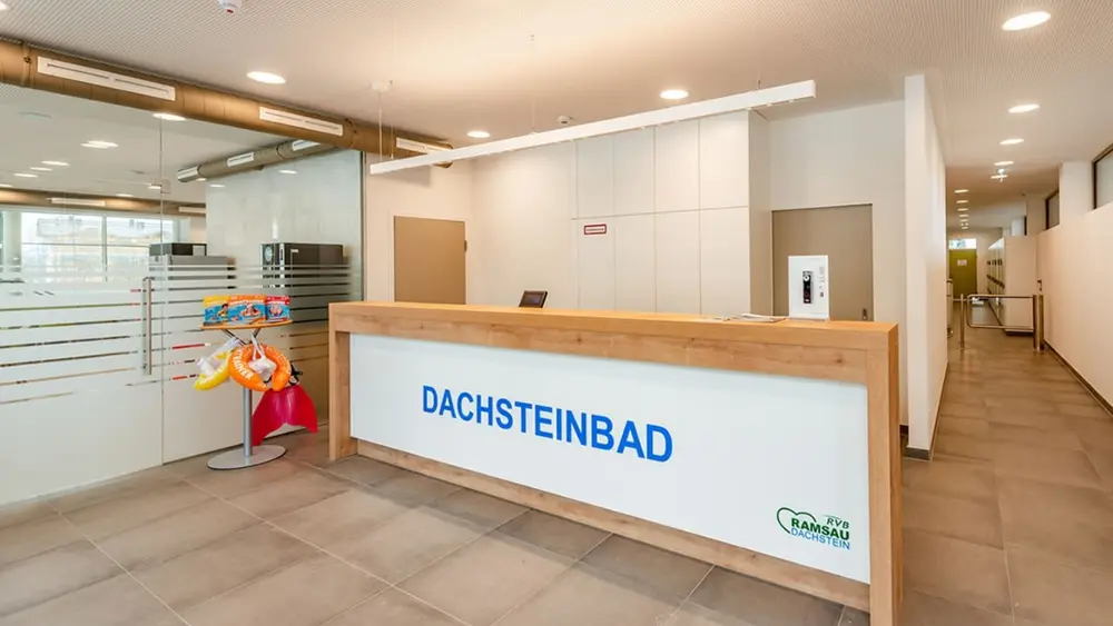 Eingang zum Dachstein Bad