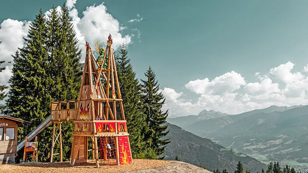 Kletterturm Schmidolins Drachenfeuer auf der Schmittenhöhe