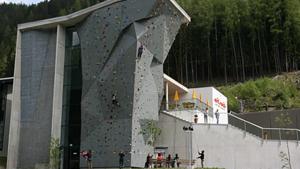 Arl.Rock Sportpark Kletterwand