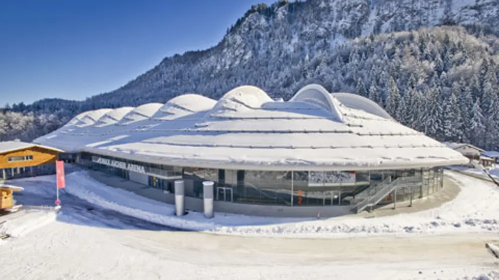Max Aicher Arena Eisschnelllaufhalle