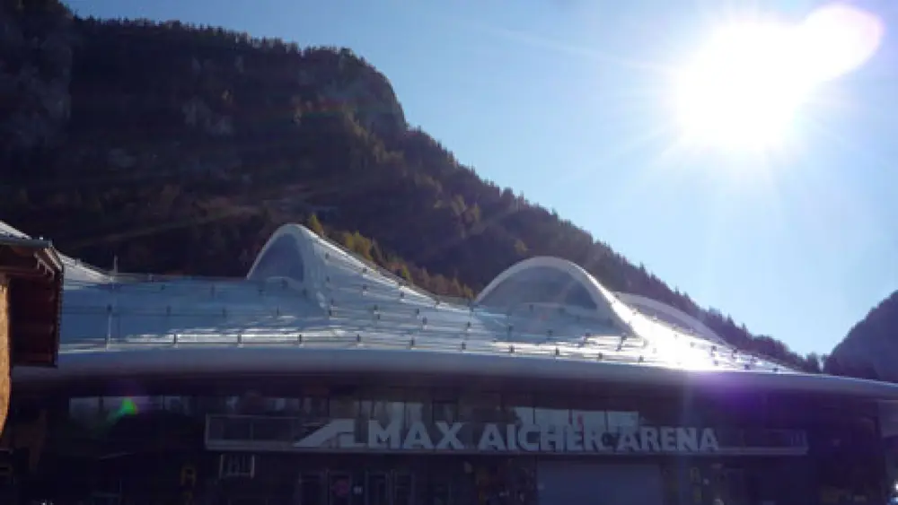 Eisschnelllaufhalle Max Aicher Arena