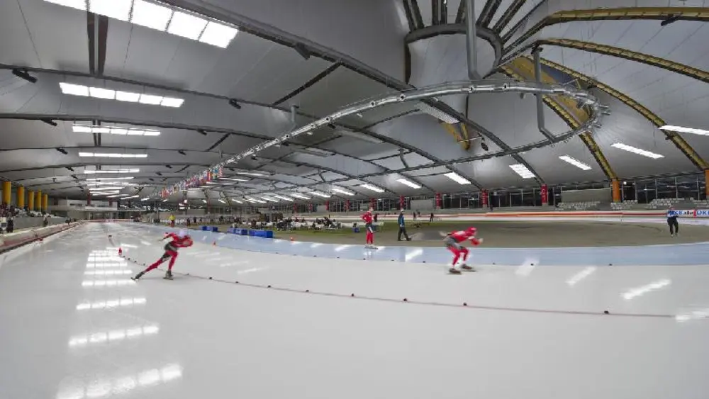 Max Aicher Arena Eisschnelllaufhalle