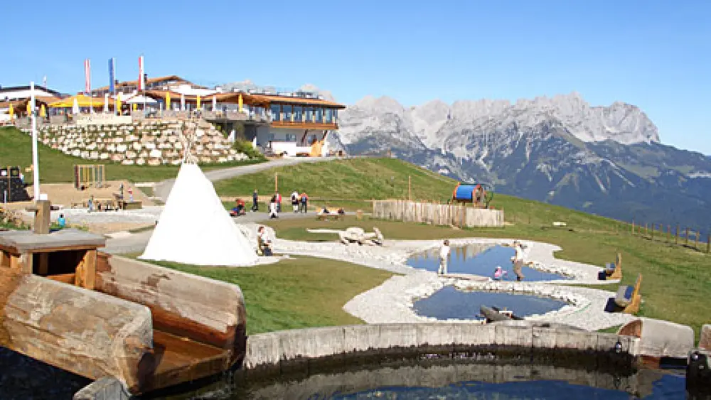 Blick auf Ellmis Zauberwelt bei Ellmau