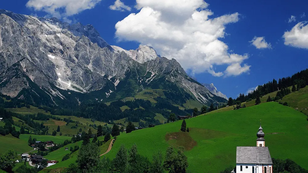 Pfarrkirche Dienten mit Hochkönig