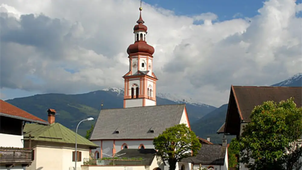 Die Pfarrkirche St. Laurentius in Baumkirchen