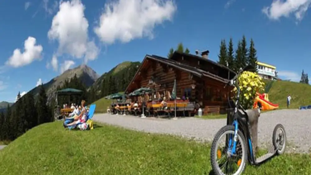 Hütte auf dem Marienberg bei Biberwier
