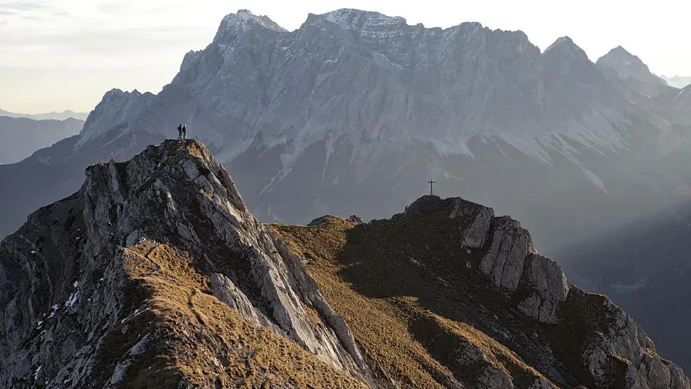 Aussicht mit Zugspitzblick vom Grubigstein bei Lermoos