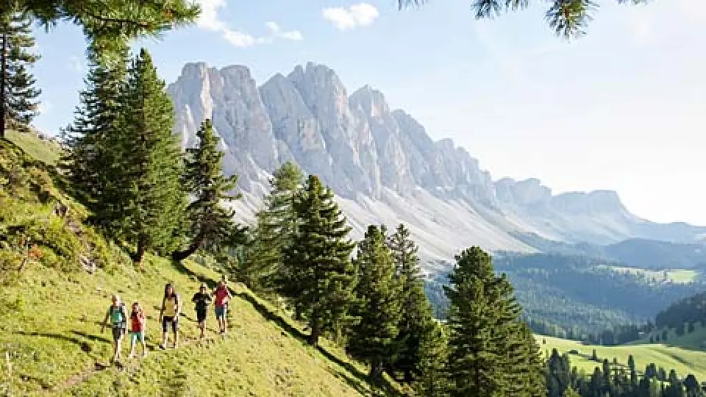 Familienwanderung im Tal der Wege Eisacktal