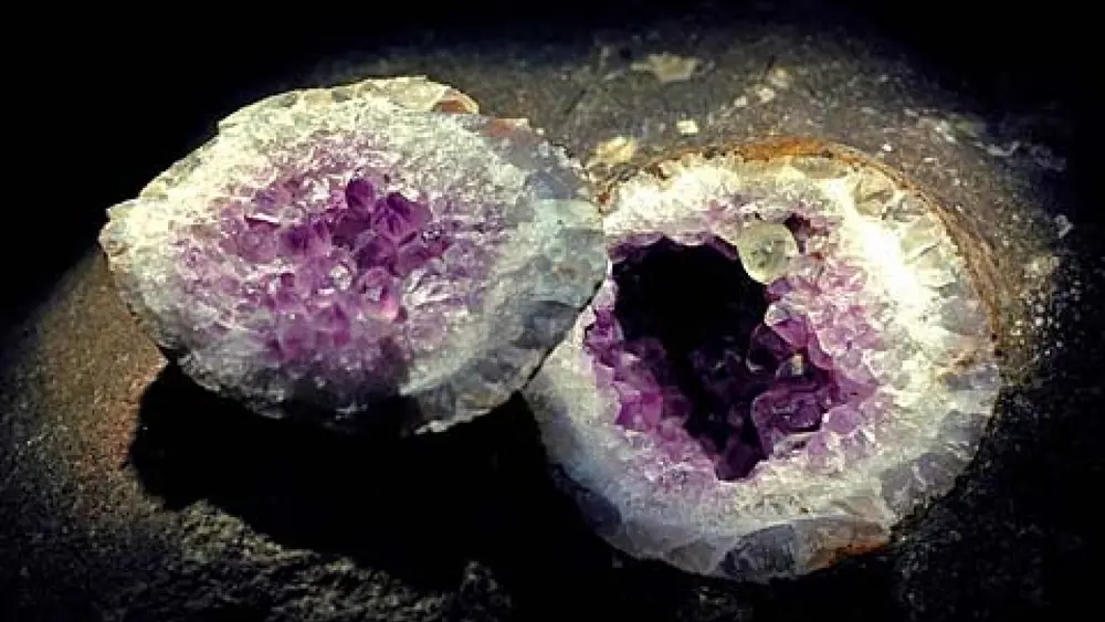 Teiser Kugeln im Mineralienmuseum Teis