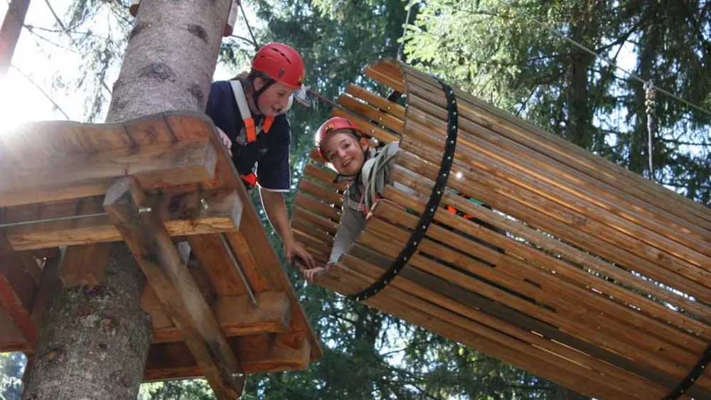 Hindernis Holztunnel im Abenteuerpark Achensee