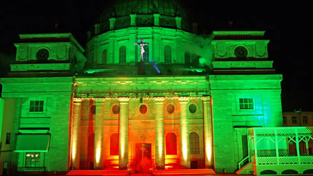 Dom St. Blasien bei Nacht