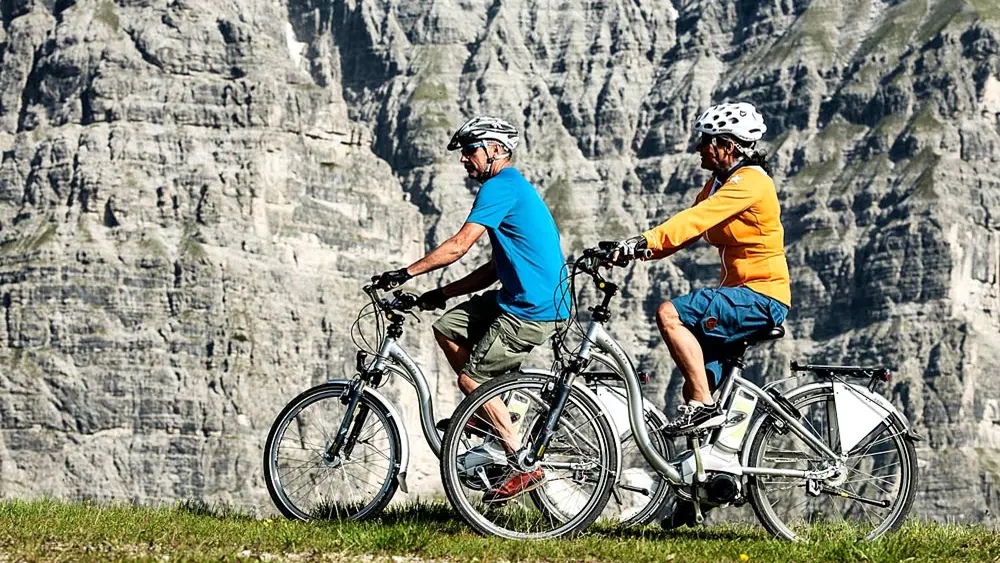 E-Biker im Stubaital