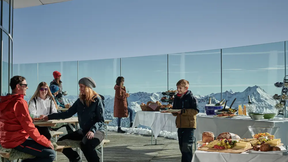 Auf der Terrasse des höchsten Cafés Österreichs