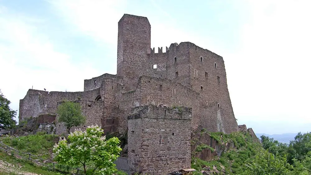Burg Hocheppan an der Alpinen Straße der Romanik