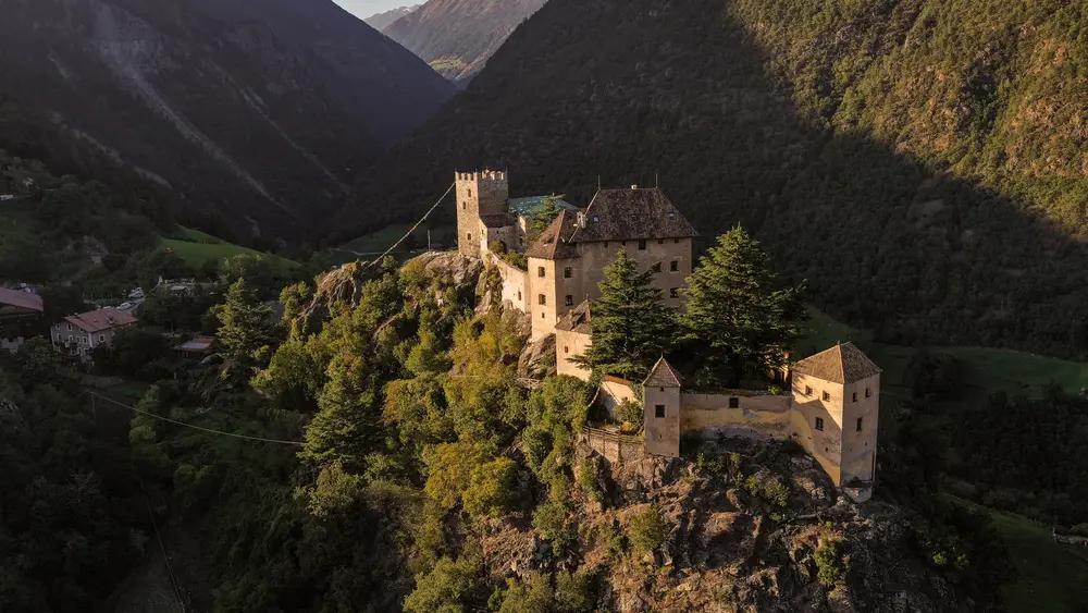 Das Schloss Juval von oben