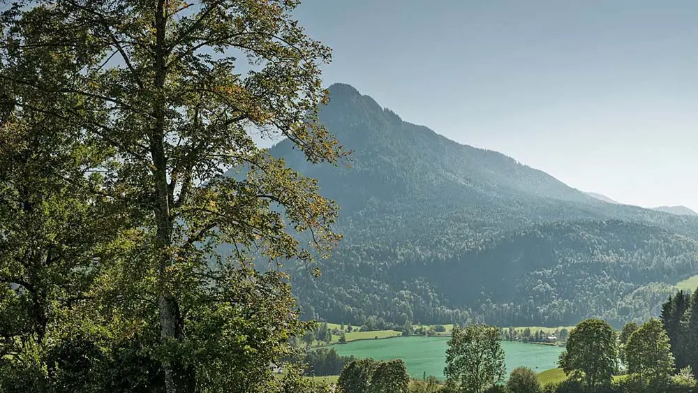 Der Pendling mit dem Thiersee im Vordergrund
