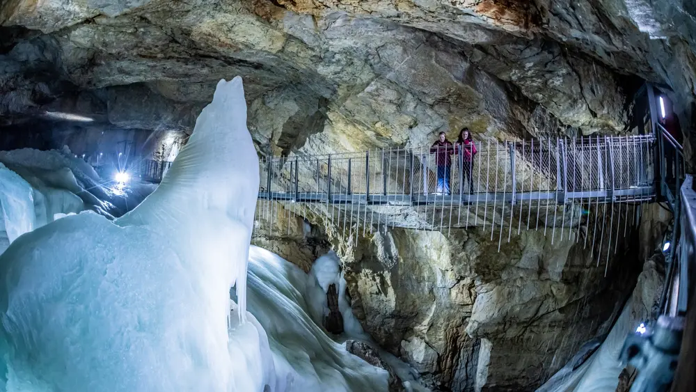 Dachsteiner Rieseneishöhle