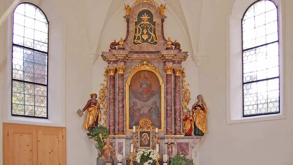 Altar in der St. Silvester Kapelle in Nußdorf-Debant