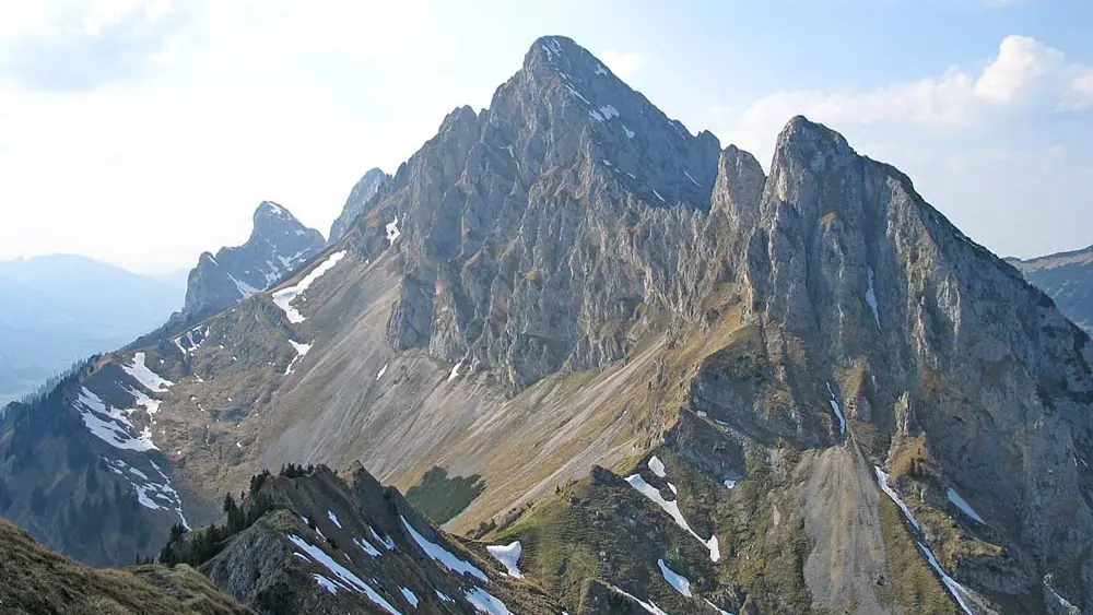 Gipfel der 2.238 m hohen Kellenspitze bei Nesselwängle