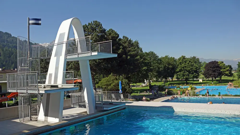 Alpenschwimmbad Wattens