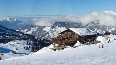 Courchevel Bel Air - Gasthütte in den Bergen
