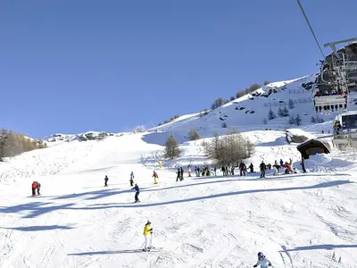 Skifahrer in Via Lattea © vialattea.it