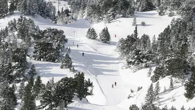 Blick auf eine Piste in Chamrousse