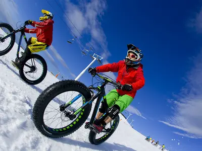 Fatbiken im Skigebiet Chamrousse © Jako Martinet