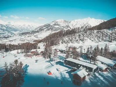Panoramablick auf das Skigebiet Les Orres © Les Orres