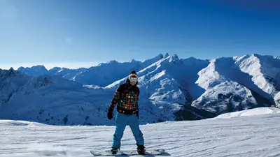 Snowboarding in Valloire