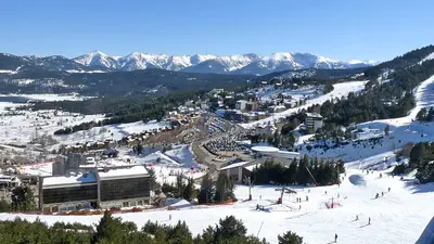 Blick auf die Talstation von Les Angles