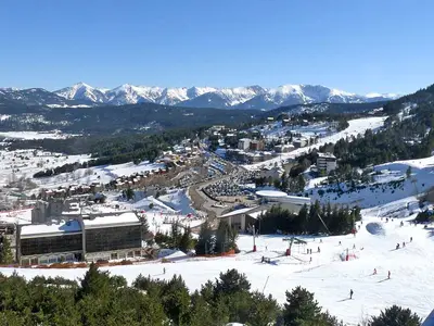 Talstation Les Angles © Jack ma, Wikimedia Commons (CC BY-SA 3.0)