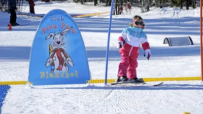 Kind im Anfängergelände in Le Lac Blanc