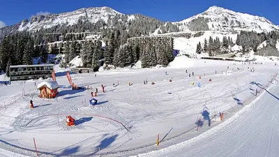 Luftaufnahme der Talstation von Flaine