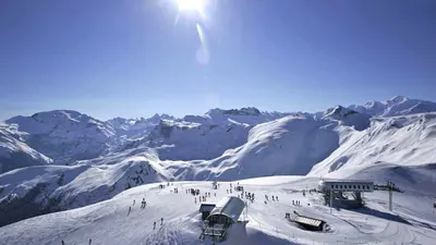 Luftaufnahme der Bergstation von Flaine