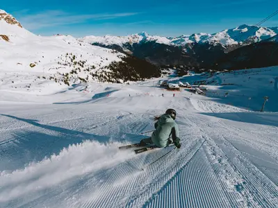Skifahrerin in Courchevel © Arthur Bertrand