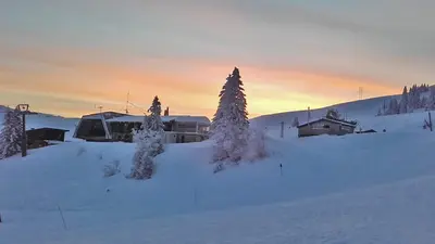 Sonnenaufgang in Monts Jura