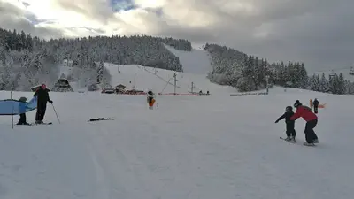 Blick auf die Pisten in Métabief