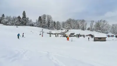 Sessellift im Skigebiet Métabief